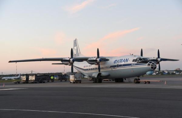 Авиакомпания "Атран" возобновляет грузоперевозки на Ан-12; ожидает решения по "боингам"